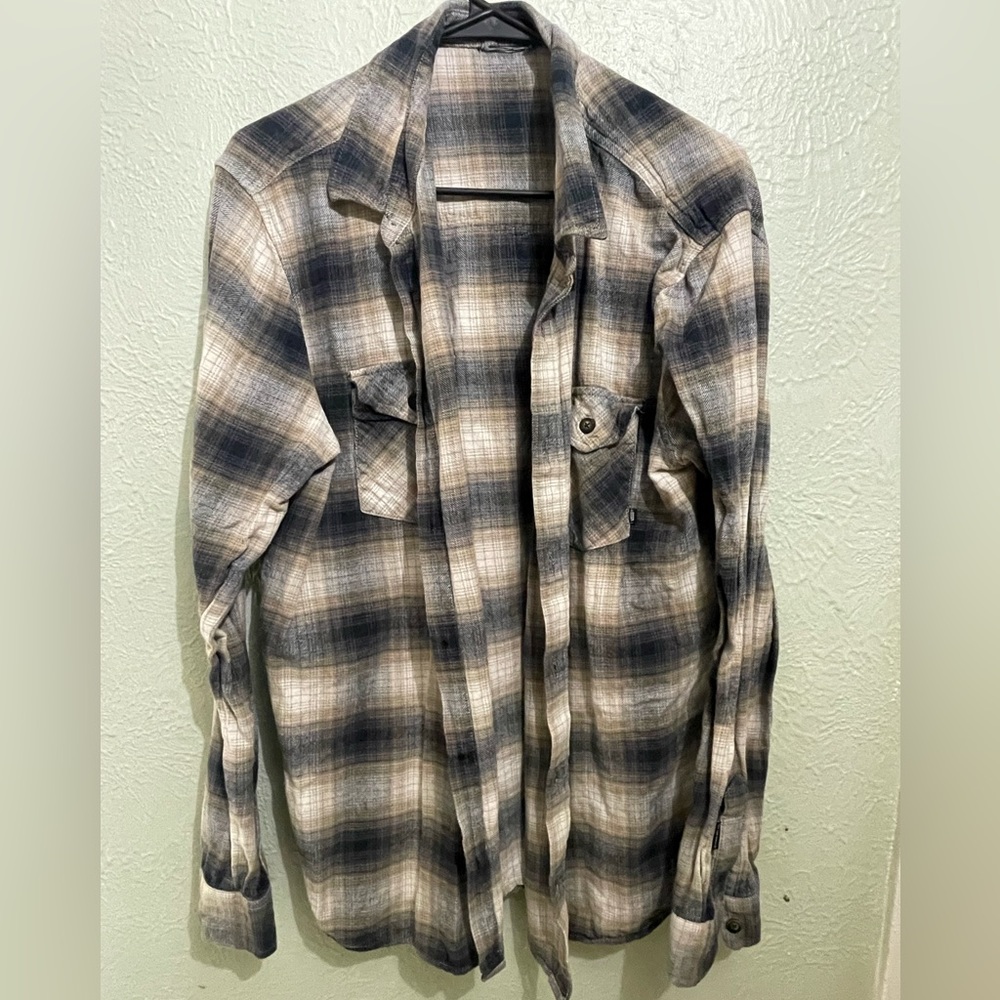 Van’s Flannel, size XL